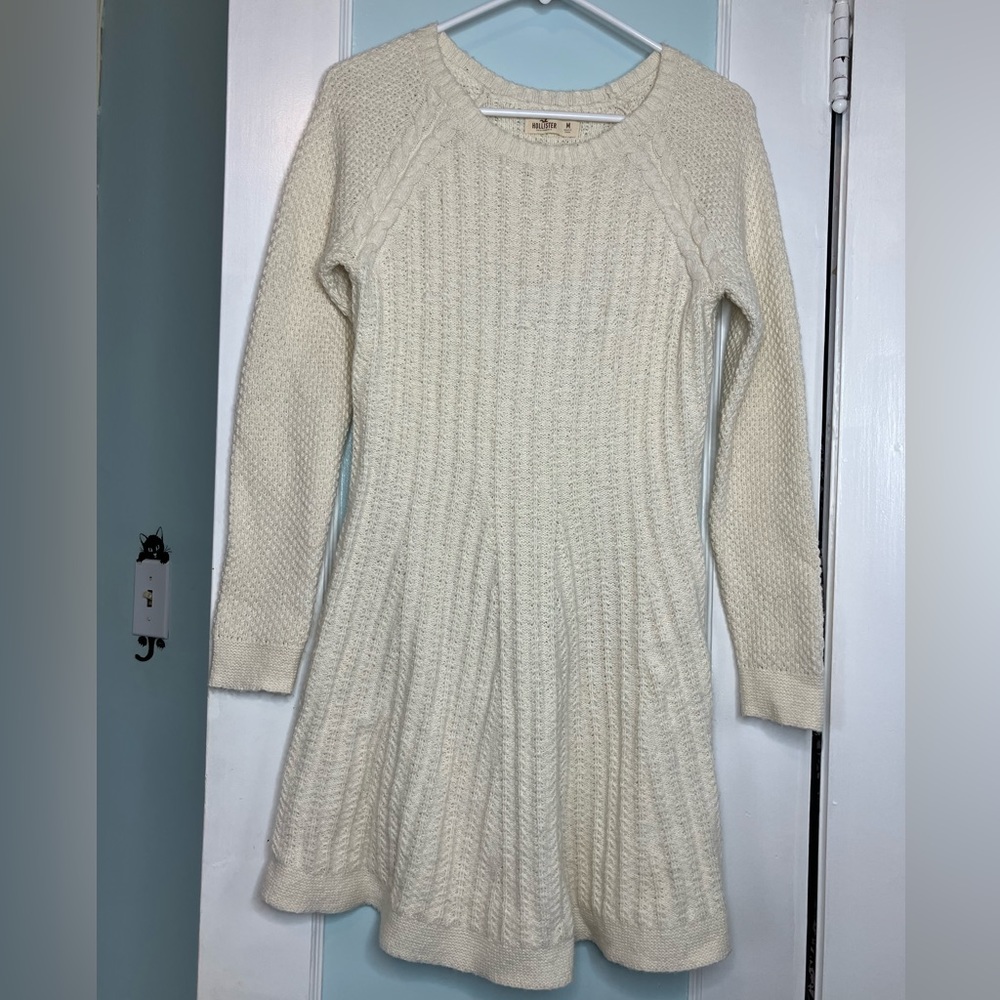 Hollister Cream Cable Knit Fit & Flare Sweater Dress - Size M